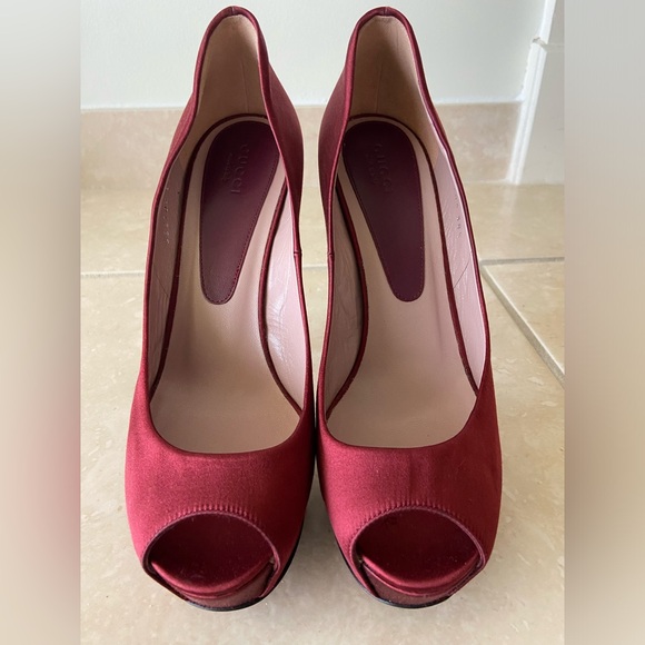 Silk Gucci Peep Toe Platform Pumps Heels 38.5/US 8.5 Burgundy Red - Picture 15 of 15